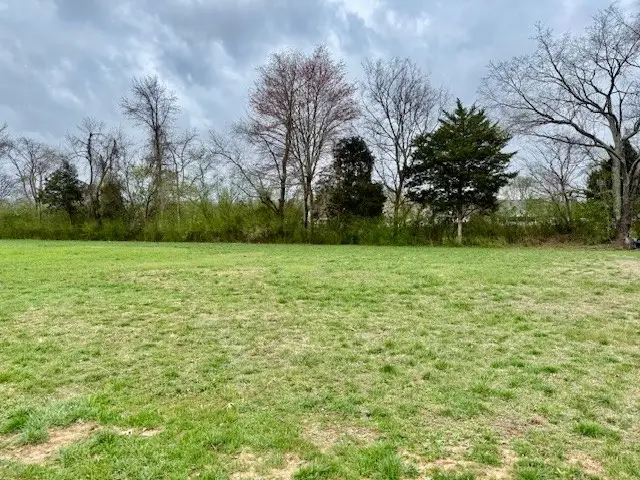 2 W Lincoln St, Tullahoma, TN 37388 - #3