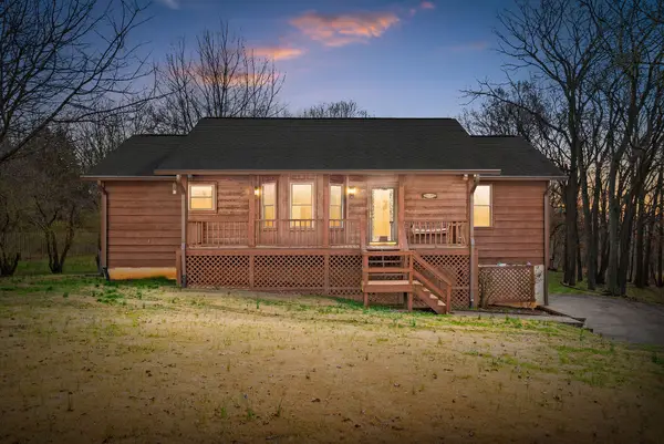 2422 Toler Rd, Woodlawn, TN 37191