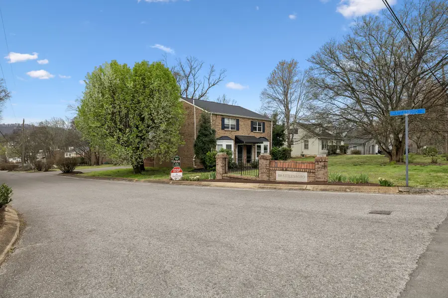 100 Brattlesboro Dr, Nashville, TN 37204 - #3