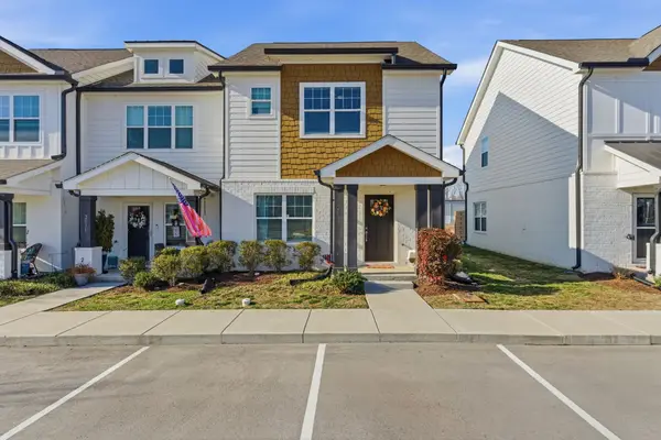 2033 Axis Ave, Old Hickory, TN 37138