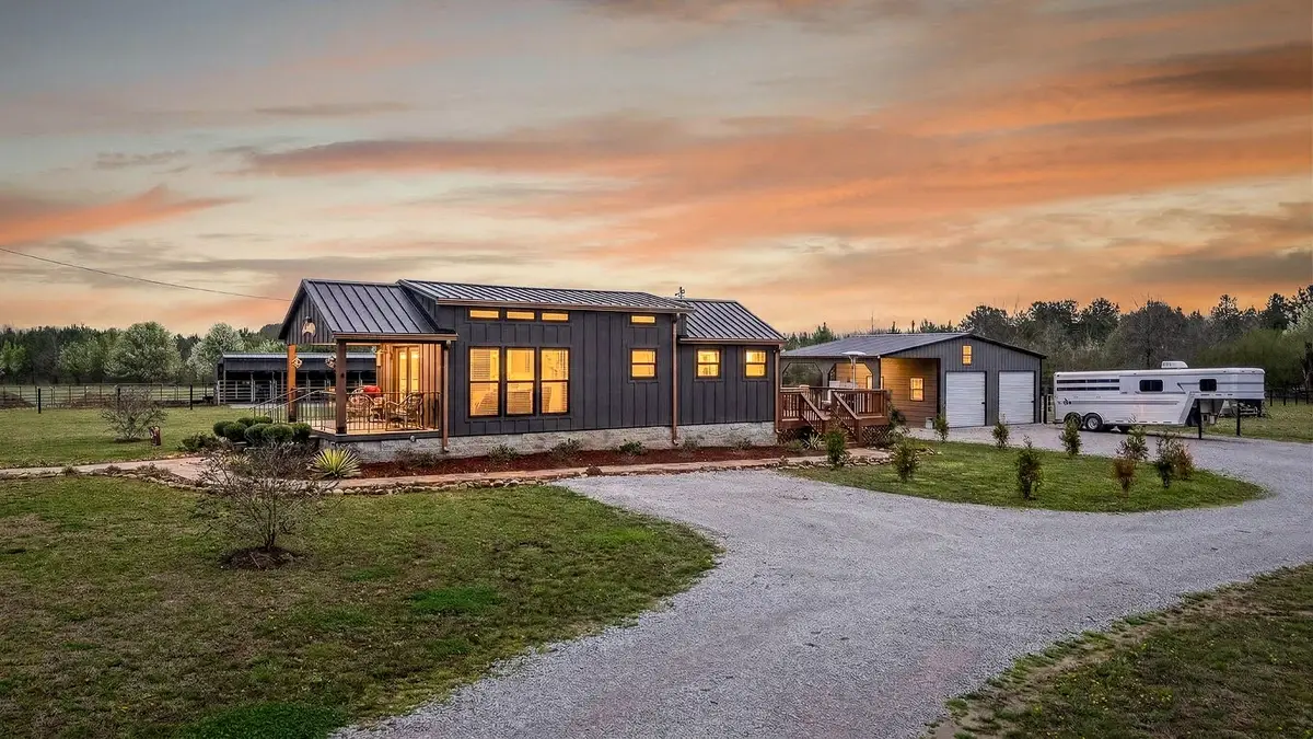 1765 Sugartree Springs Rd, Belvidere, TN 37306 - #1