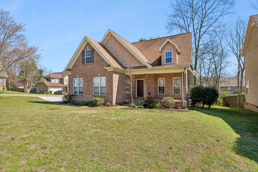 813 Royal Oaks Dr, Mount Juliet, TN 37122 - #2