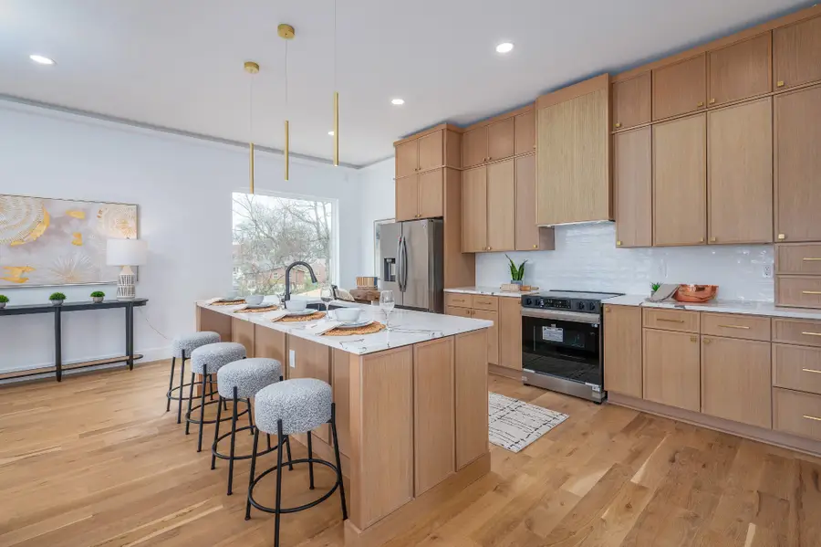 1001 Glenview Dr, Nashville, TN 37206 - #3