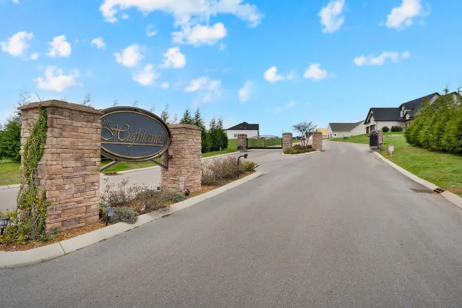 260 Lookout Dr, Winchester, TN 37398 - #3