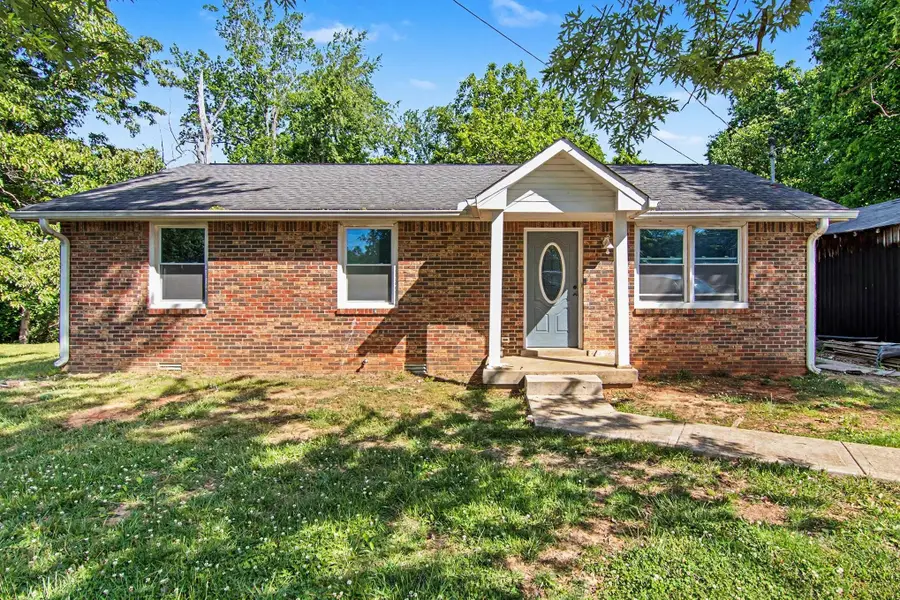 300 Carla Ct, Clarksville, TN 37043 - #2