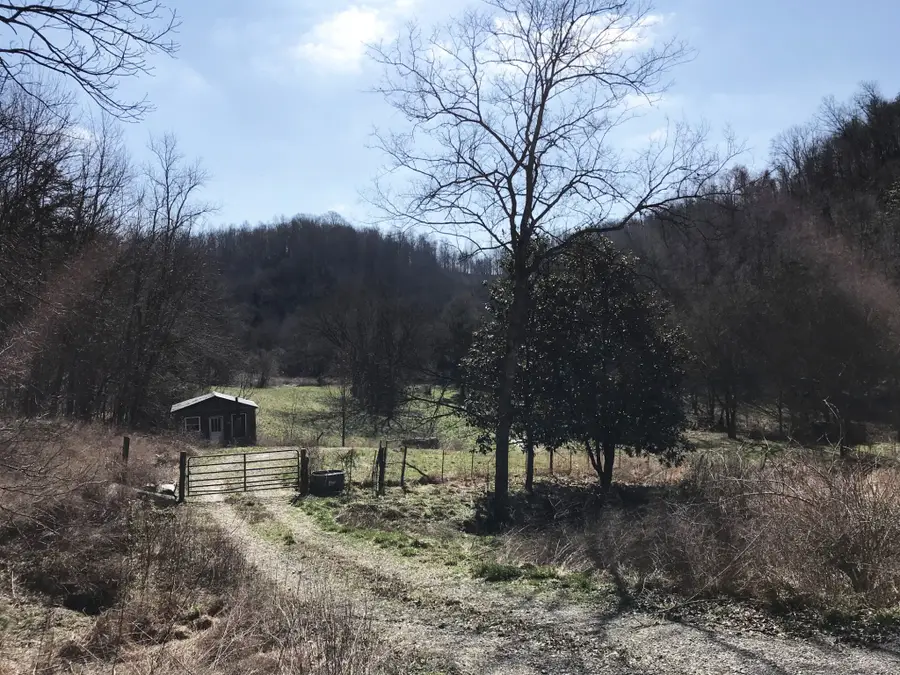 582 Cedar Bend Rd, Beechgrove, TN 37018 - #2