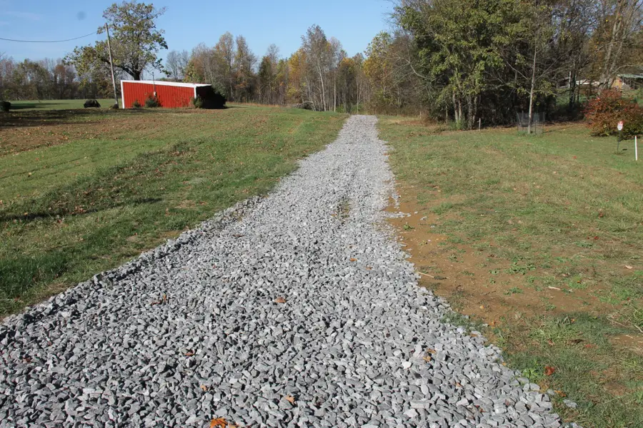 221 Whitson Rd, Bethpage, TN 37022 - #2