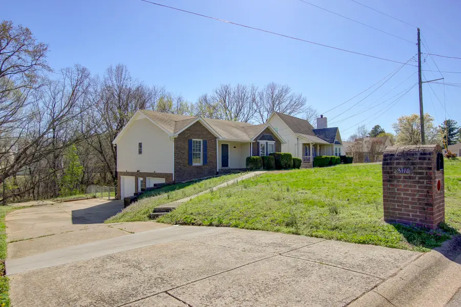 3116 Larson Ln, Clarksville, TN 37043 - #3