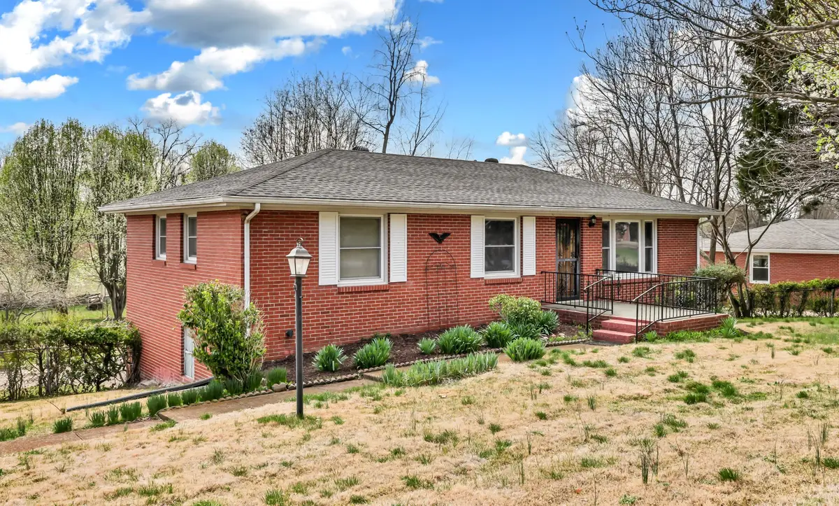 126 Lexington Dr, Clarksville, TN 37042 - #1