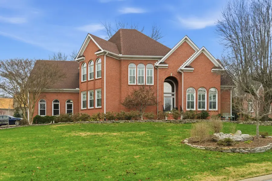 9411 Highwood Hill Rd, Brentwood, TN 37027 - #2