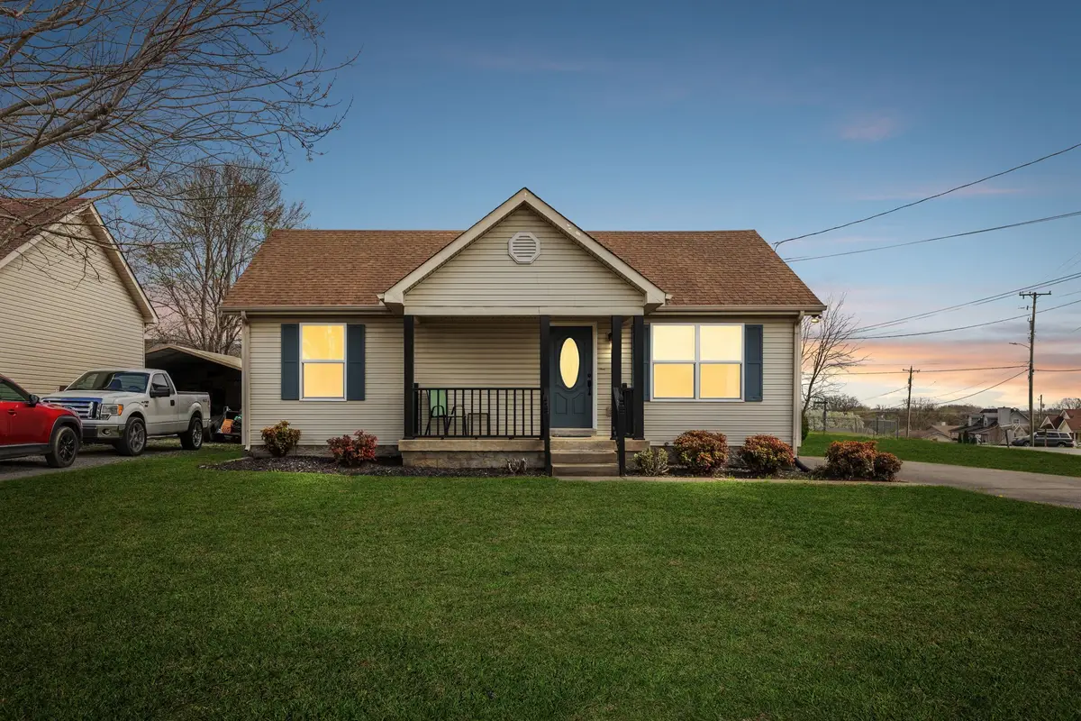 402 Jonesboro Ct, La Vergne, TN 37086 - #1