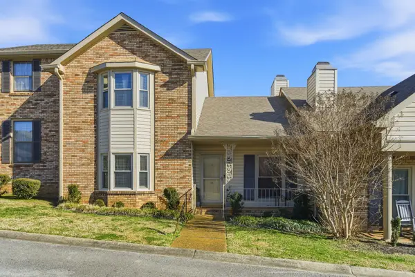 1818 Memorial Dr #18, Clarksville, TN 37043