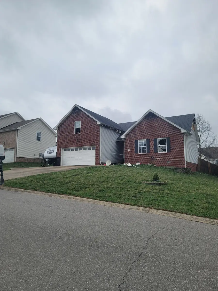 1240 Fossil Dr, Clarksville, TN 37040 - #2