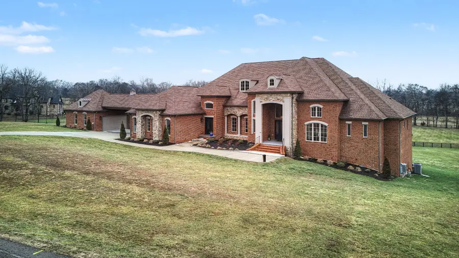 7100 Marsh Hawk Ct, Arrington, TN 37014 - #2