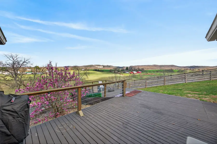 719 Monterey Hwy, Livingston, TN 38570 - #2