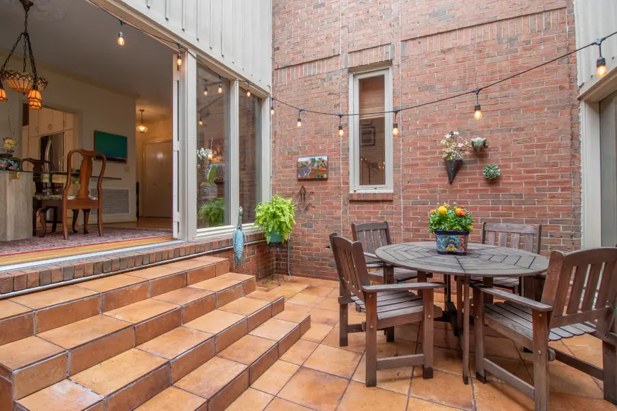 674 Timber Ln, Nashville, TN 37215 - #2