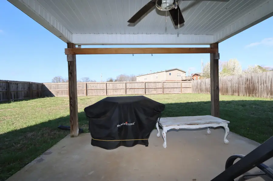 118 Ambridge St, Oak Grove, KY 42262 - #3