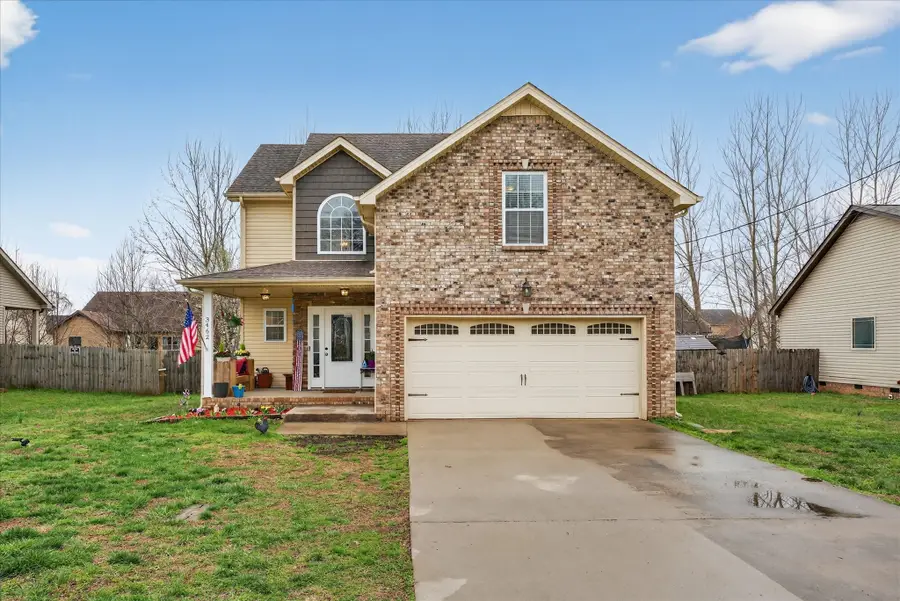 3462 Bradfield Dr, Clarksville, TN 37042 - #2