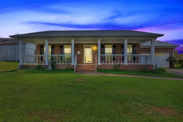 528 W Point Rd, Lawrenceburg, TN 38464