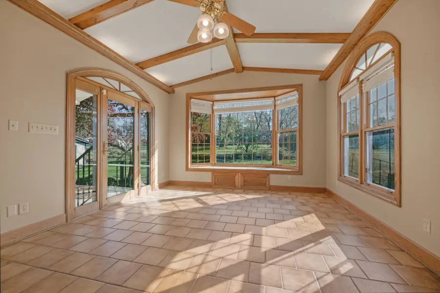 156 W Concord Dr, Clarksville, TN 37042 - #2