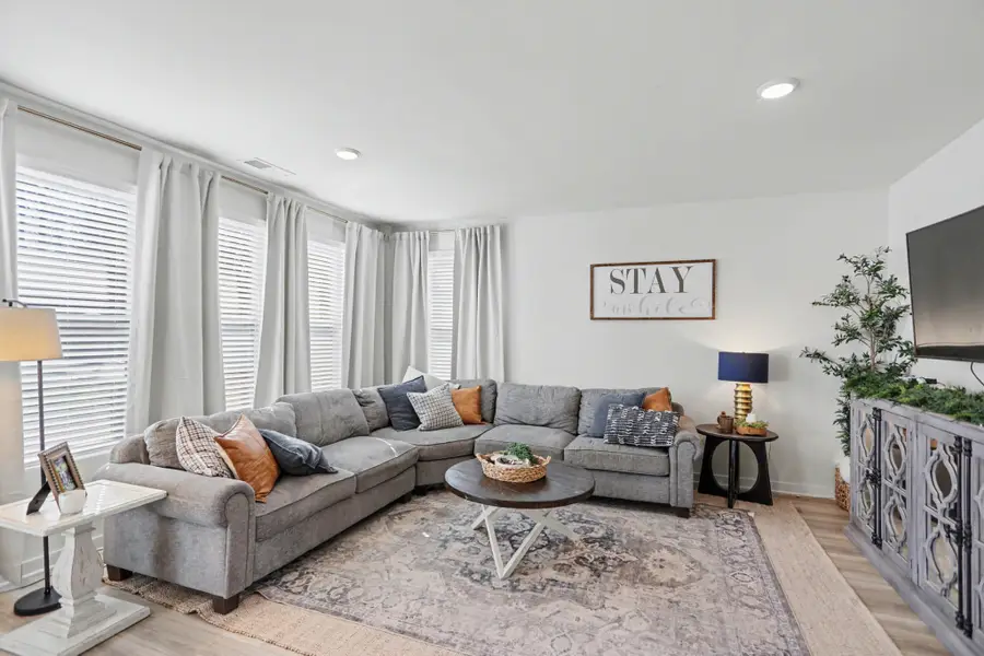 611 Ballard Dr, White House, TN 37188 - #3