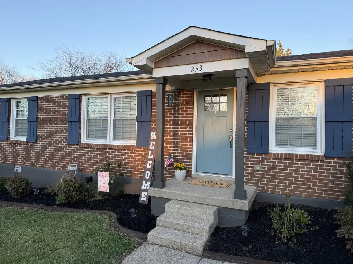 233 Hopkins Ave, Lewisburg, TN 37091 - #1