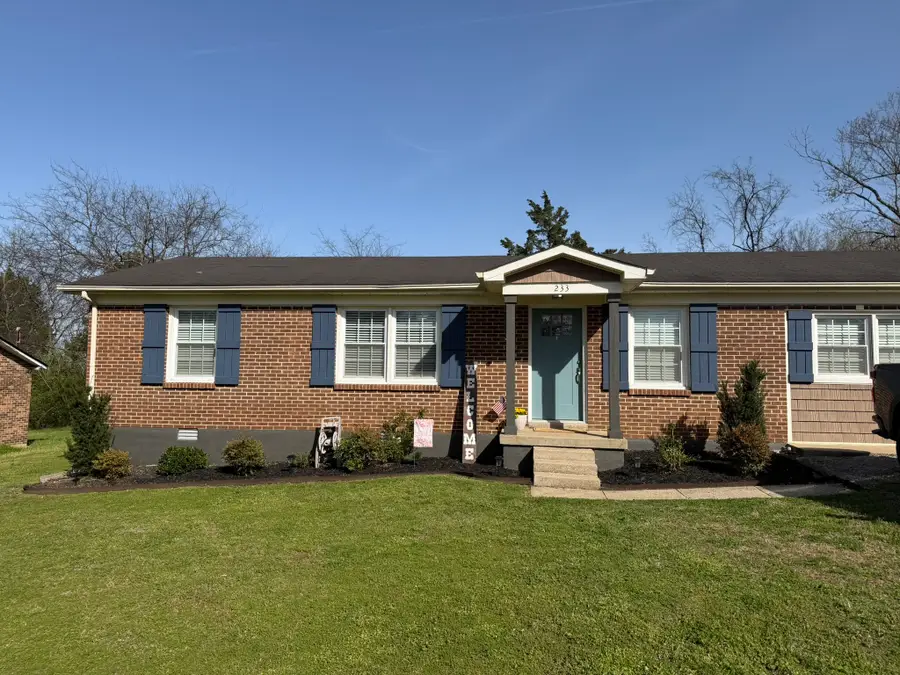 233 Hopkins Ave, Lewisburg, TN 37091 - #2
