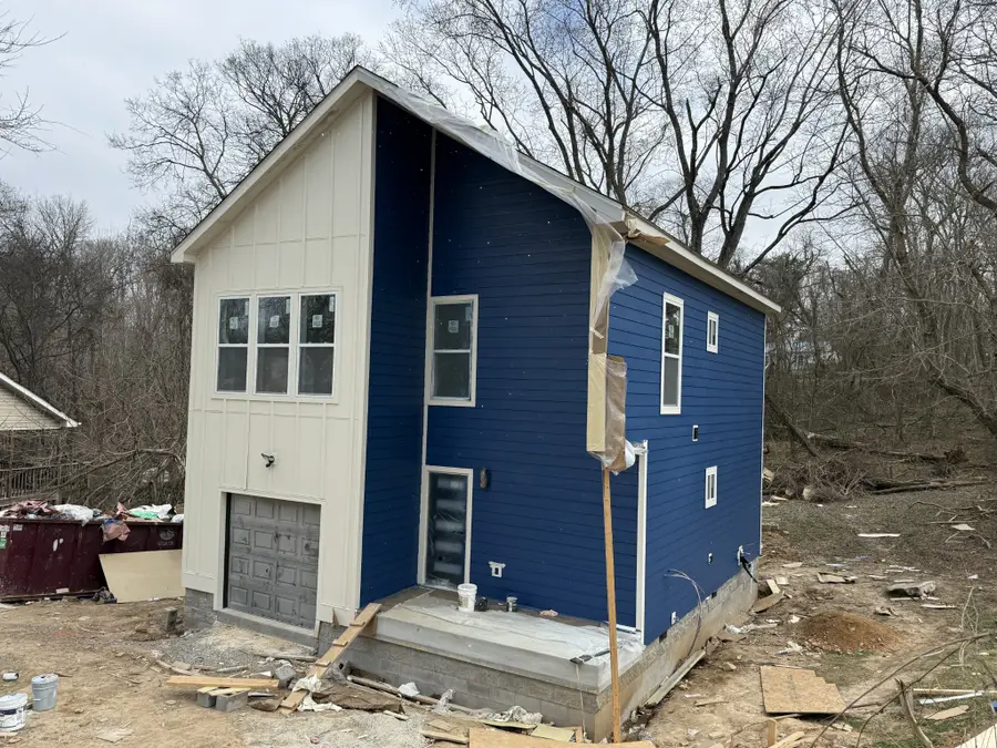 421 Oak St, Clarksville, TN 37042 - #2