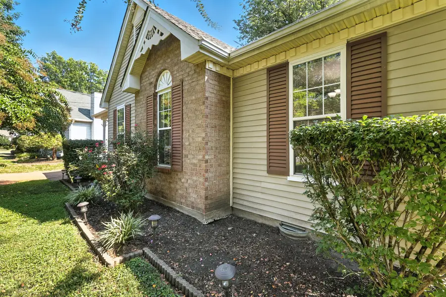 1121 Jacksons Valley Rd, Hermitage, TN 37076 - #2