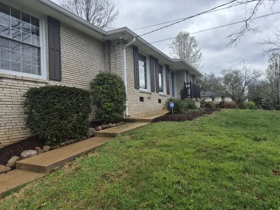 742 Currey Rd, Nashville, TN 37217 - #3