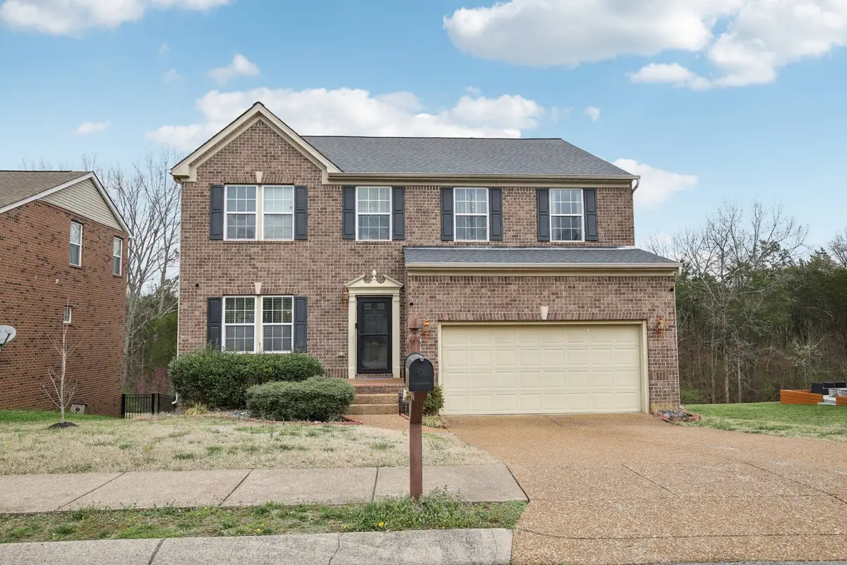 281 Cobblestone Lndg, Mount Juliet, TN 37122 - #1