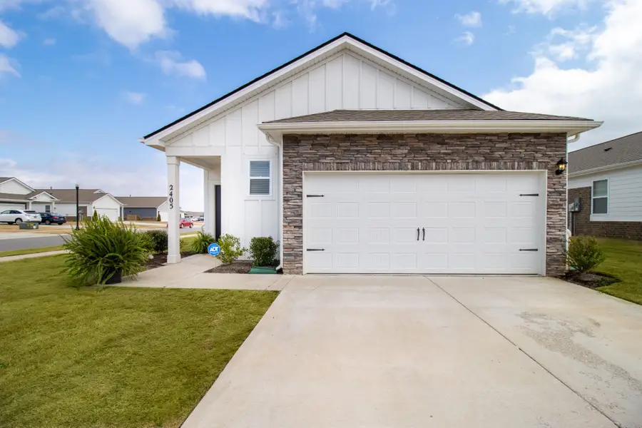 2405 Quinn Dr, White House, TN 37188 - #2