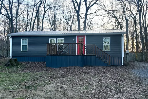 259 Floyd Dr, Smithville, TN 37166