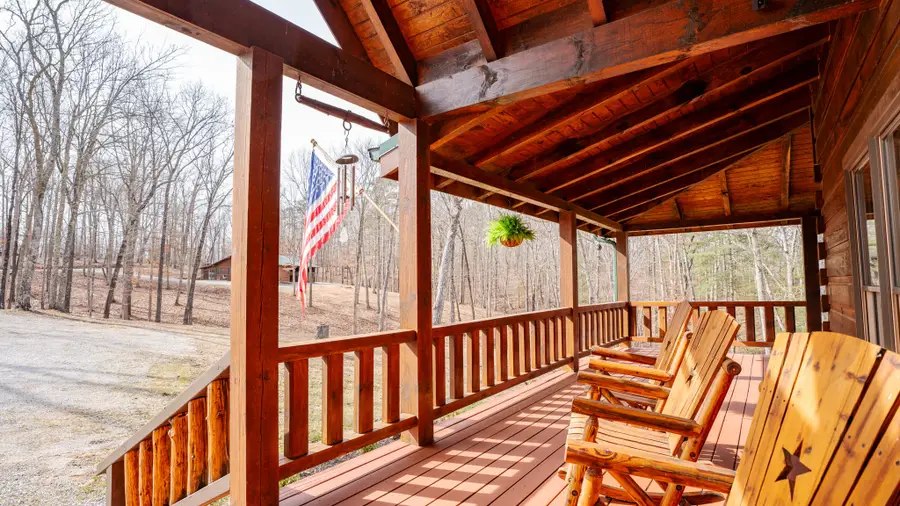 336 John J Smith Rd, Oneida, TN 37841 - #3