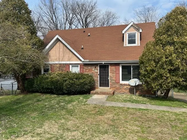 415 Beasley Dr, Clarksville, TN 37042 - #2