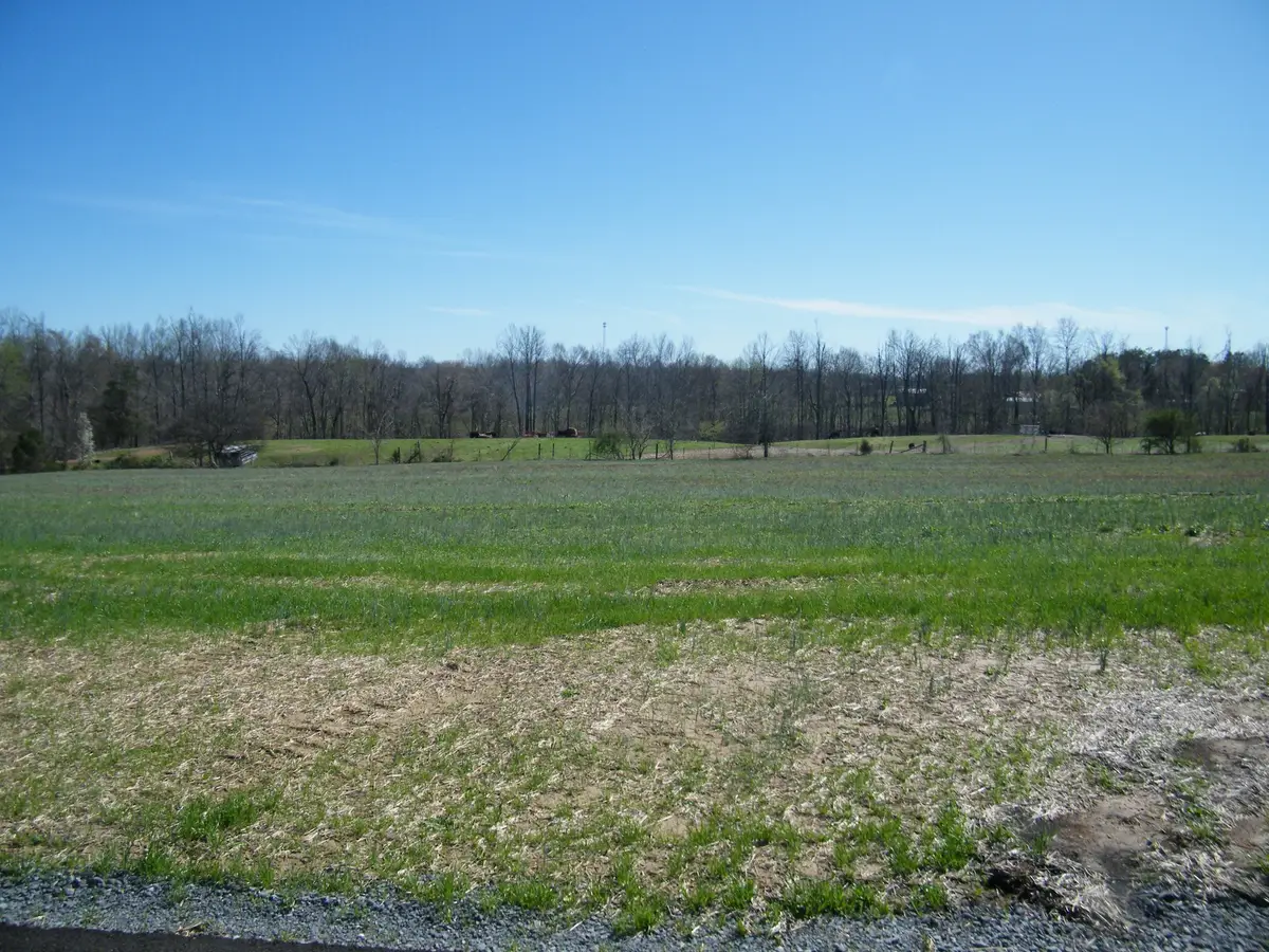 260 Daniel Lane, Westmoreland, TN 37186 - #1