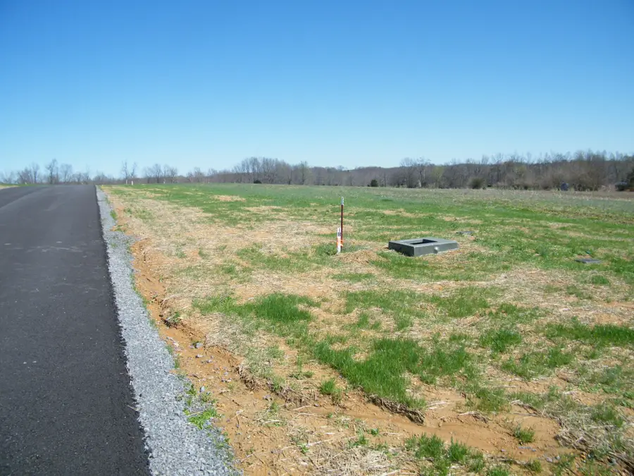 70 Daniel Lane, Westmoreland, TN 37186 - #2