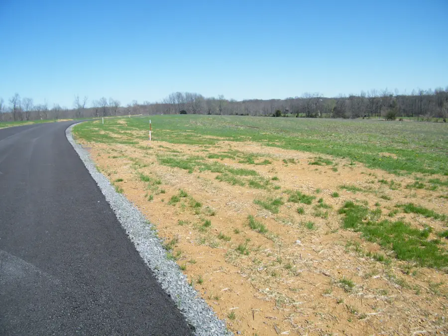 70 Daniel Lane, Westmoreland, TN 37186 - #3