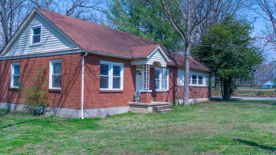 502 Church St, White Bluff, TN 37187 - #2