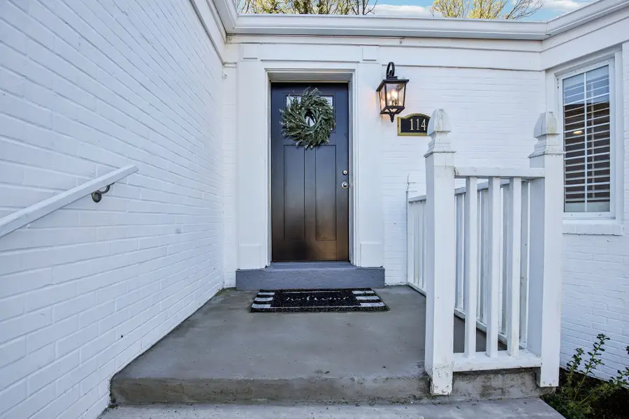 114 Fairview Dr, Mount Pleasant, TN 38474 - #2