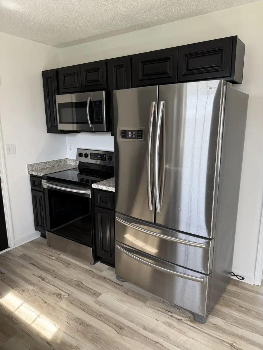 220 Senator Dr, Clarksville, TN 37042 - #3