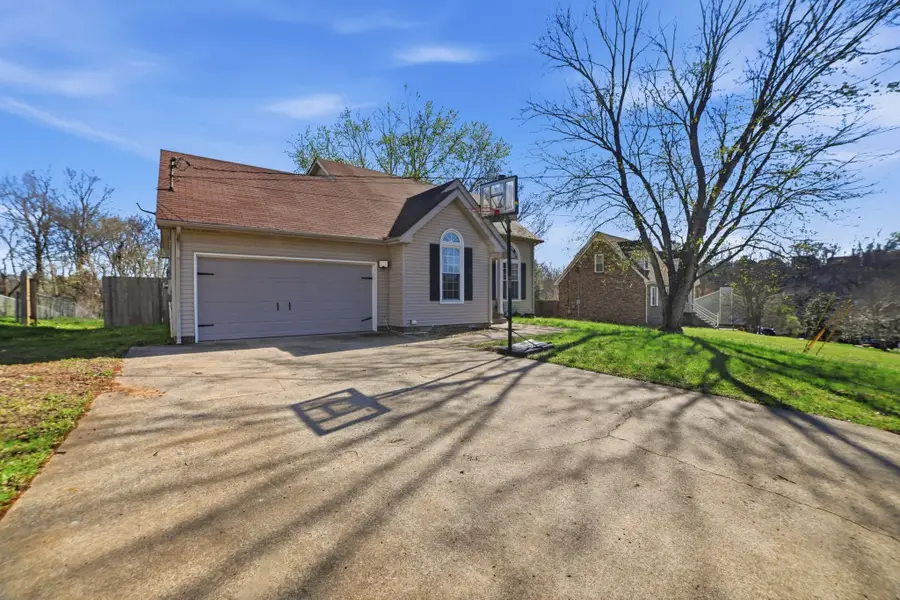 1756 Broadripple Dr, Clarksville, TN 37042 - #3
