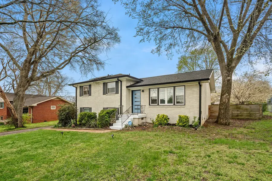 407 Basswood Ave, Nashville, TN 37209 - #3