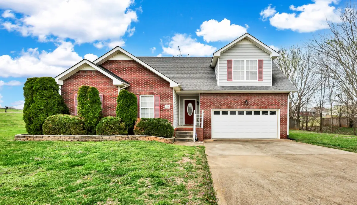 3700 Wheatfield Ln, Clarksville, TN 37040 - #1