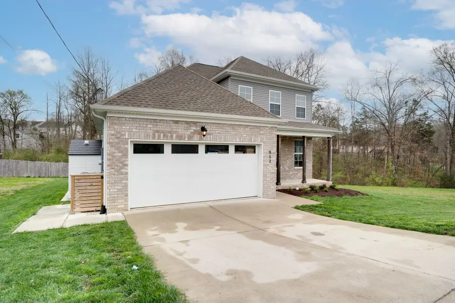 812 Bridge Creek Ln, Antioch, TN 37013 - #2