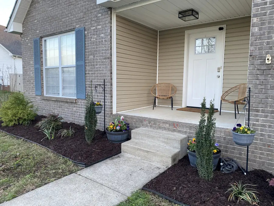 704 Claystone Ct, Clarksville, TN 37040 - #2