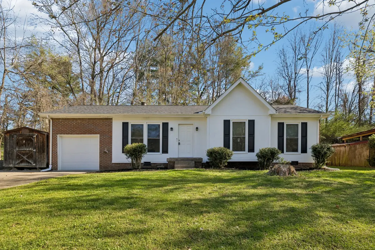 679 Frankfort Dr, Hermitage, TN 37076 - #1