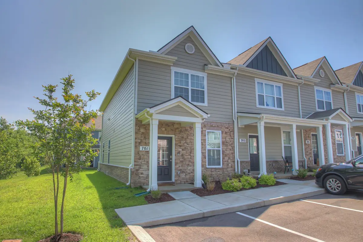 701 Dallas Dr, Columbia, TN 38401 - #1