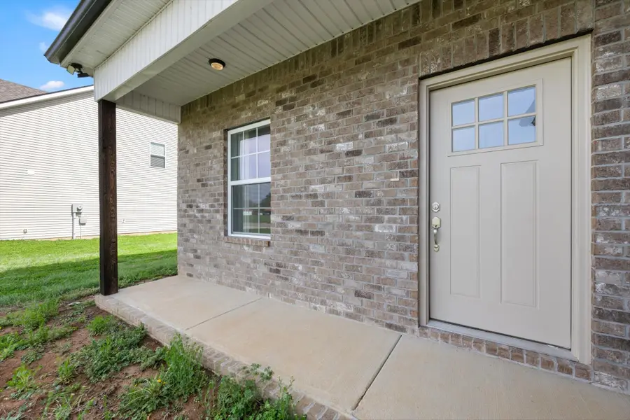 297 Villa St, Smithville, TN 37166 - #3