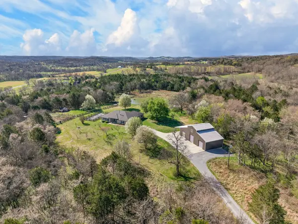 340 Booneville Rd, Fayetteville, TN 37334